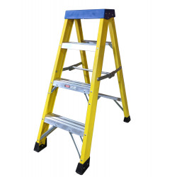 4 (3+1) Tread Fibreglass Step Ladder