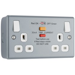 M/Clad 2 Gang RCD Switched Socket
