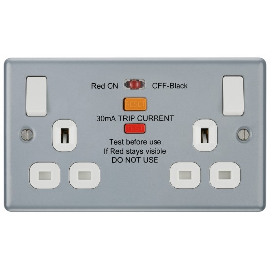 M/Clad 2 Gang RCD Switched Socket