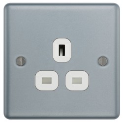 M/Clad 1 Gang Un/Switched Socket