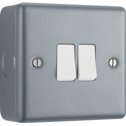 M/Clad 2 Gang 2 Way Switch