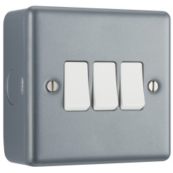 M/Clad 3 Gang 2 Way Switch