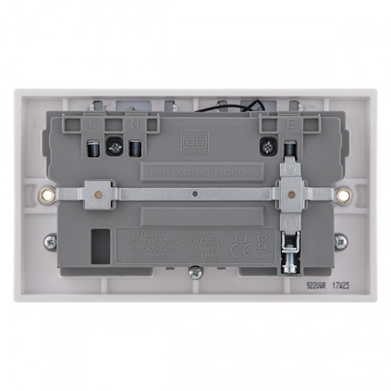 BG 2G 13amp WiFi Range Extender USB Sw/Socket (922UWR)