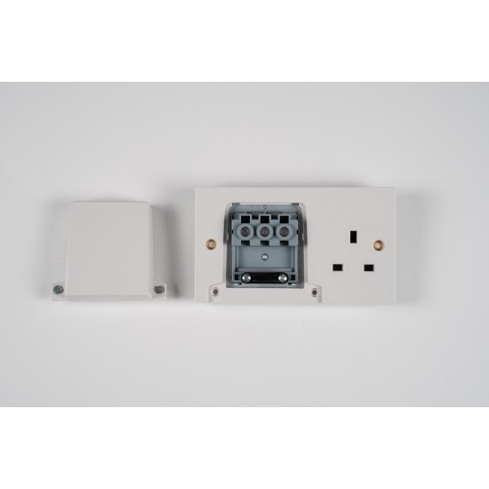 45A Cable Outlet c/w Single Socket 45A Cable Outlet c/w Single Socket