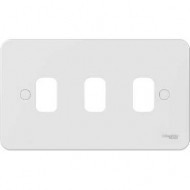 Lisse Moulded 3 Gang Grid Plate